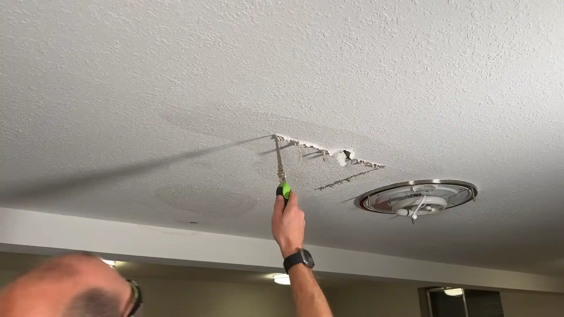 Ceiling Leak Detection andamp; Repair in La Puente, CA